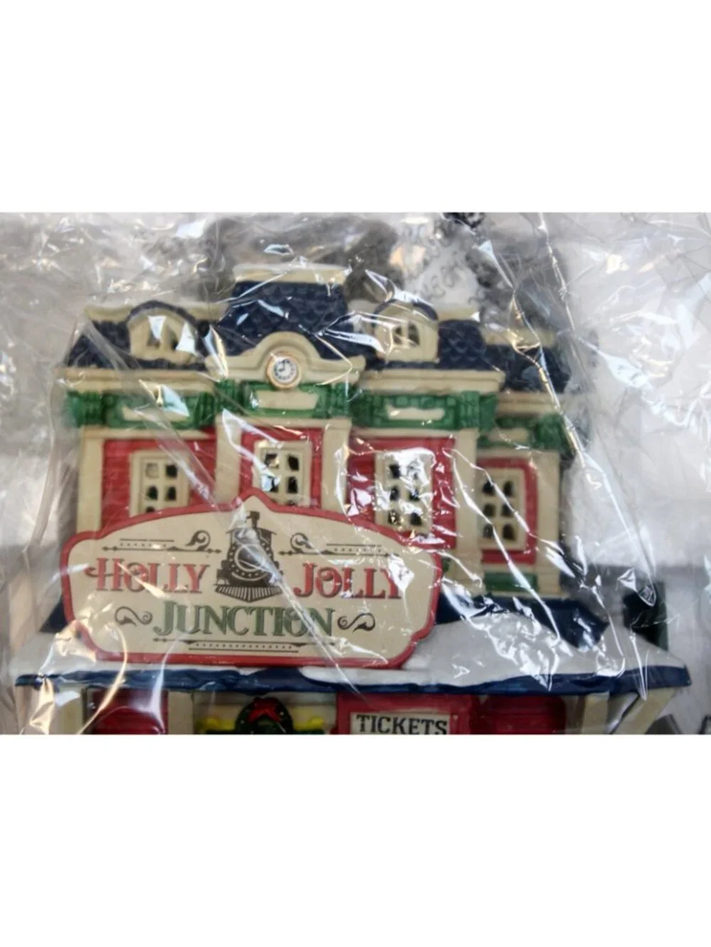 NEW 15pc Lemax Christmas Village Holly Jolly Junction Train #56672 Light 2025
